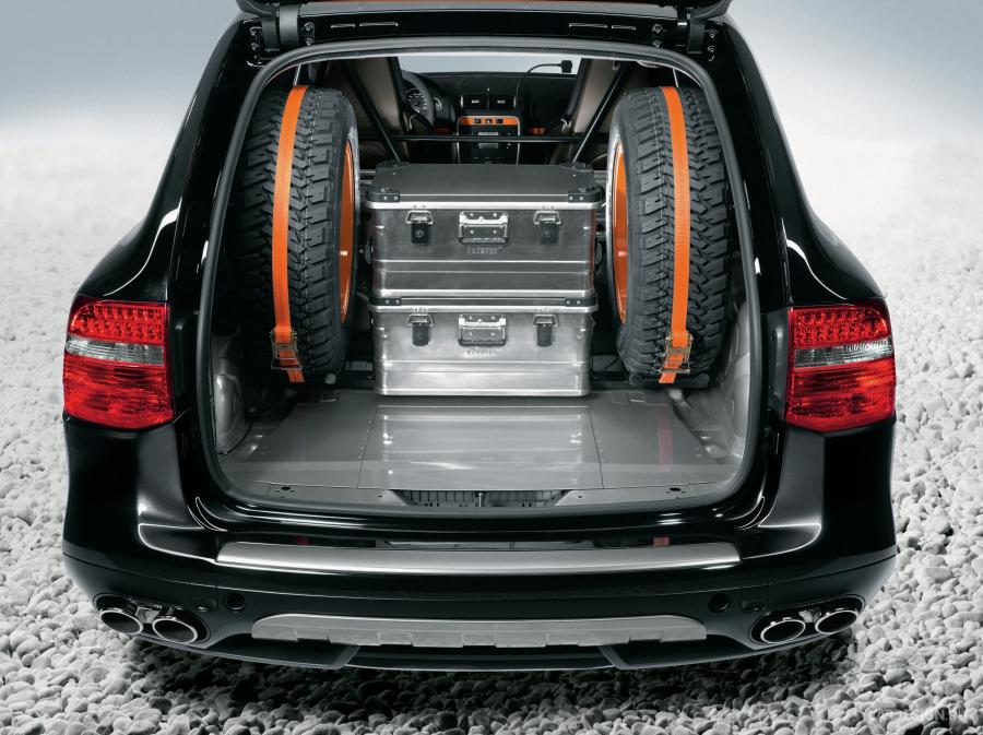 Багажник Porsche Cayenne S Transsyberia (957) 2007 года  (фото 46 из 57)